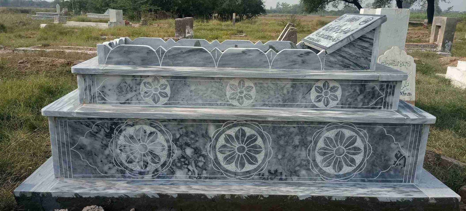 sunny grey double design grave